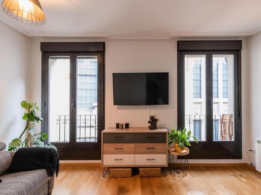Duplex Cueva De Lobos By Clabao Apartment Логроньо Екстериор снимка